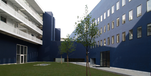 The inner courtyard (Photo by Pietro Savorelli)